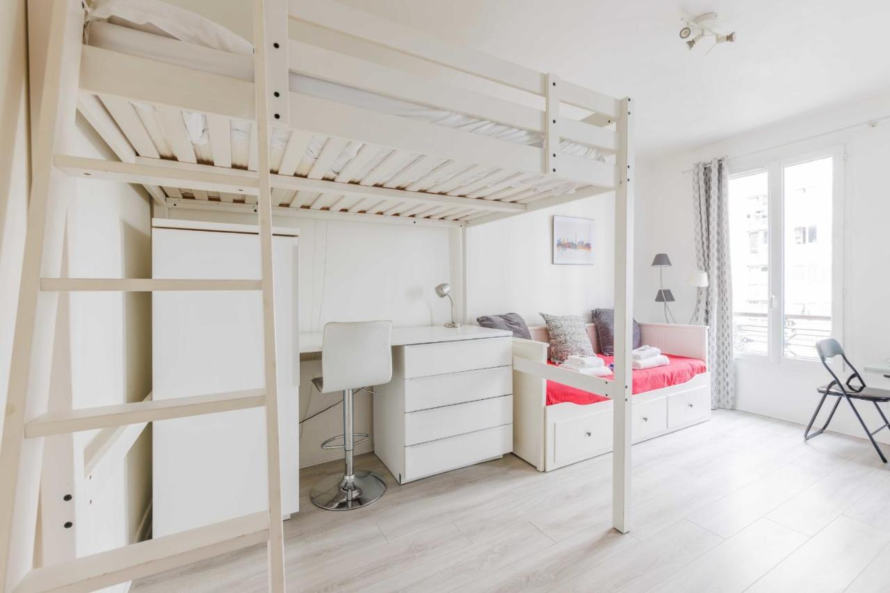Апартаменты Cozy Studio In The Heart Of Montmartre - Blanches 2 Париж Экстерьер фото